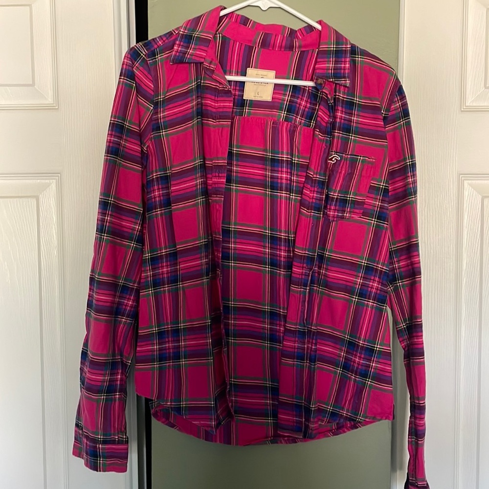 Hollister Plaid Button Down, Women’s Size Large, Great Condition!